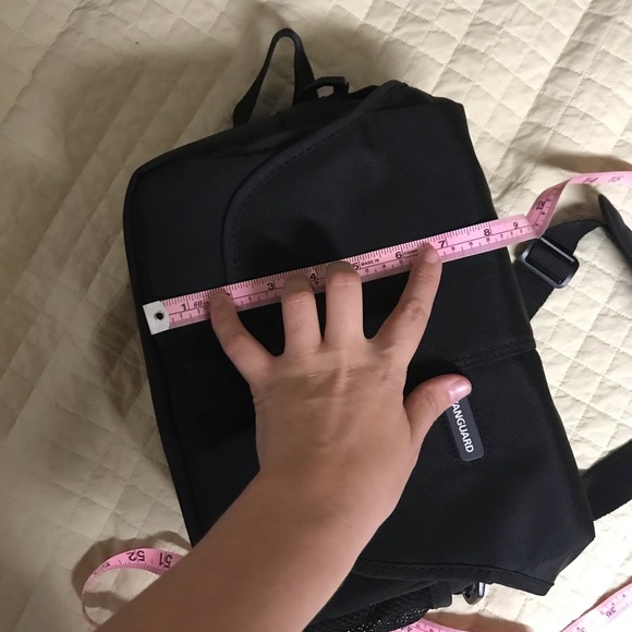 New Vanguard Camera bag + accessories - Picture 10 of 11